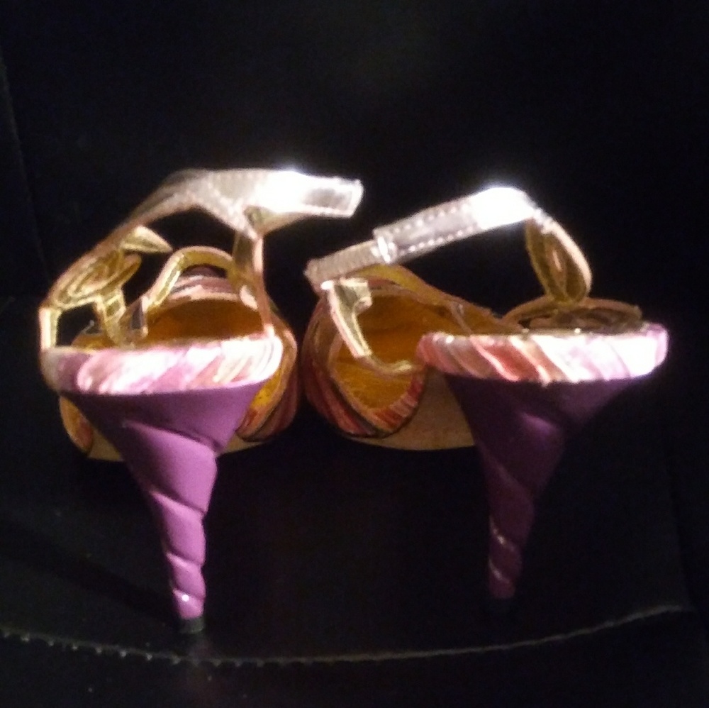Sling back shoes